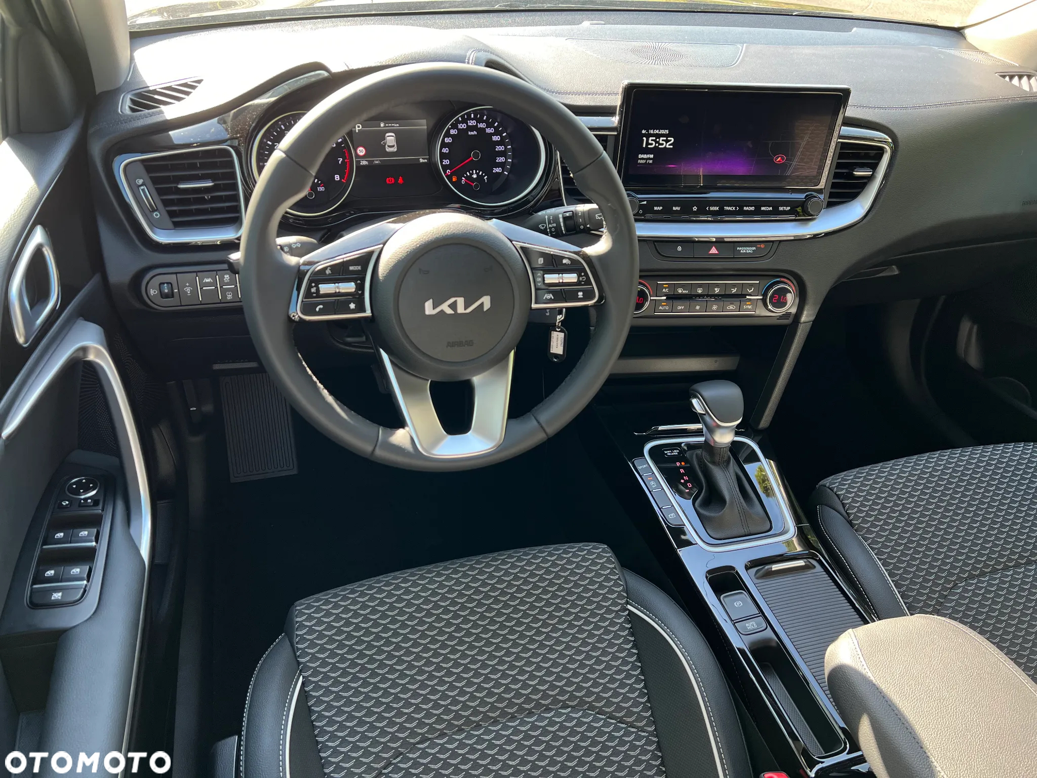 Kia XCeed 1.5 T-GDI L DCT - 10
