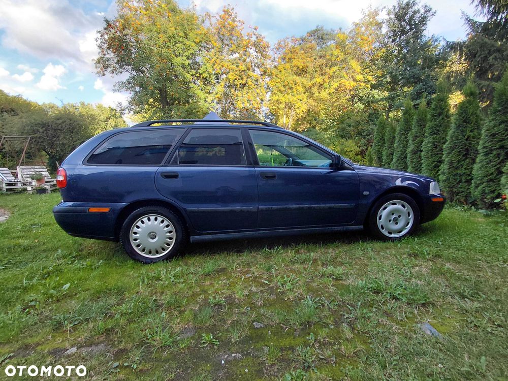 Volvo V40 - 1