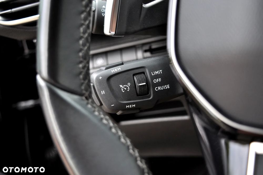 Peugeot 3008 1.5 BlueHDi Allure S&S EAT8 - 38