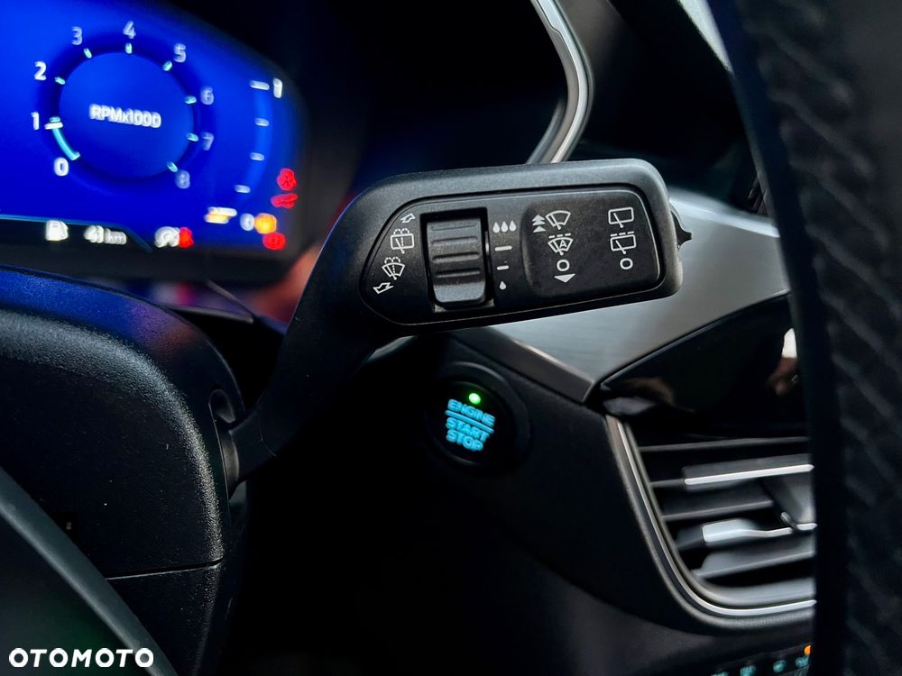 Ford Kuga 1.5 EcoBoost FWD Titanium X - 23