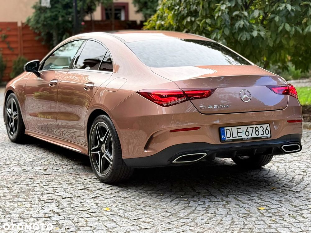 Mercedes-Benz CLA 220 d AMG Line 8G-DCT - 11