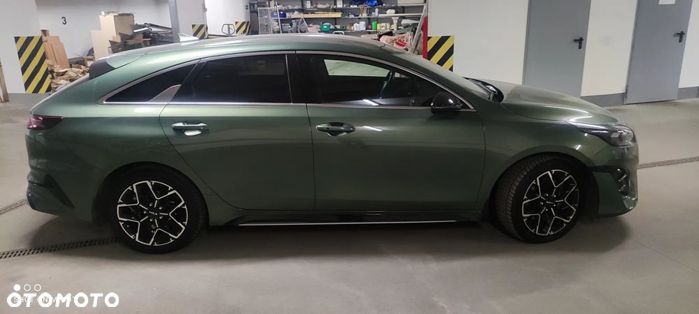 Kia ProCeed - 4