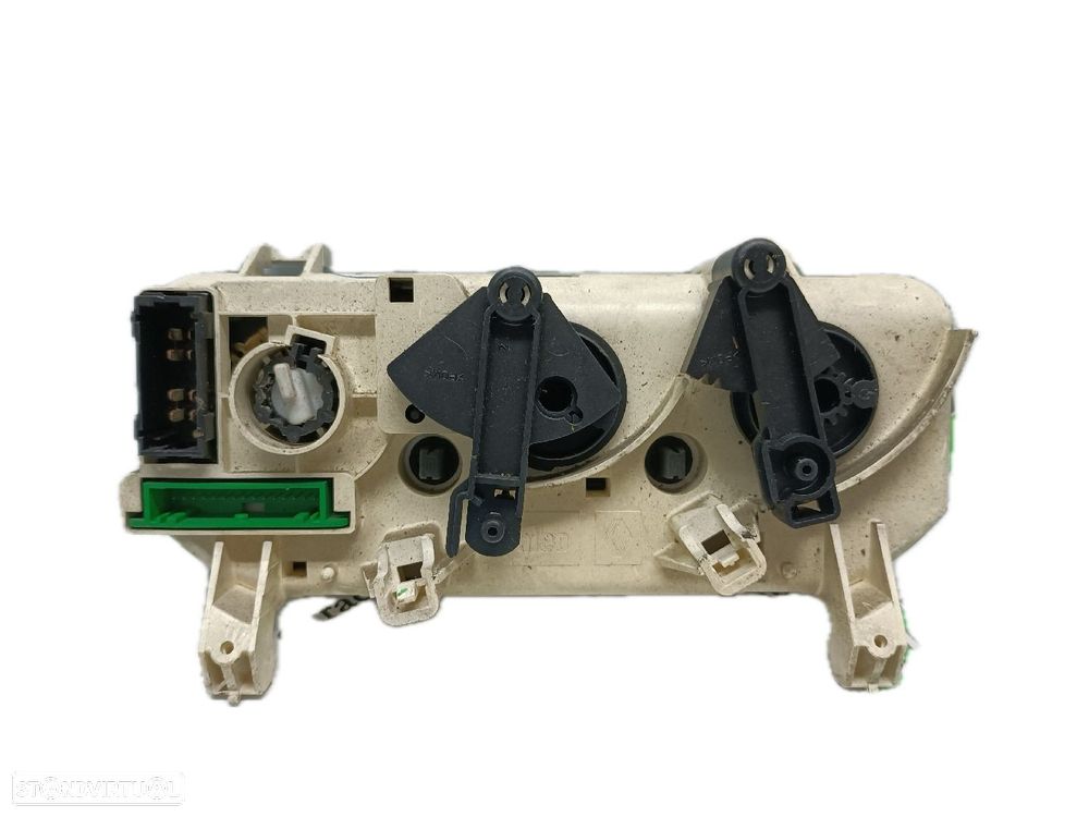 Comando / Botão De Sofagem / Climatronic Renault Clio Ii (Bb_, Cb_) - 2