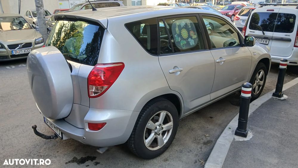 Toyota RAV4 2.2 D-4D 4x4 Travel - 4