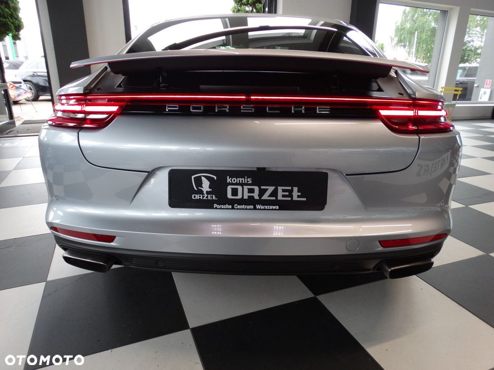 Porsche Panamera - 6