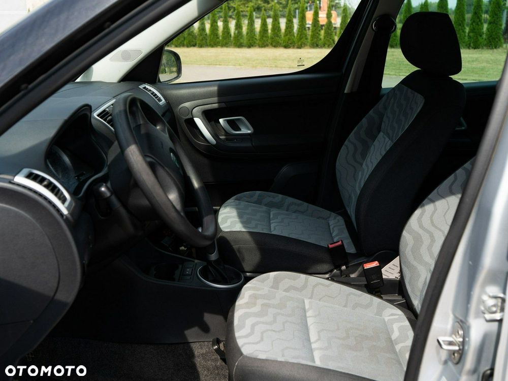 Skoda Roomster - 19