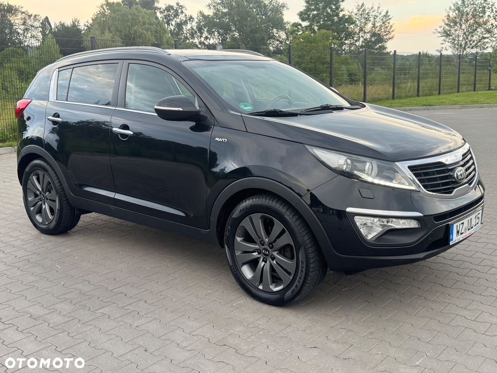 Kia Sportage 2.0 CRDI AWD Dream-Team Edition - 4