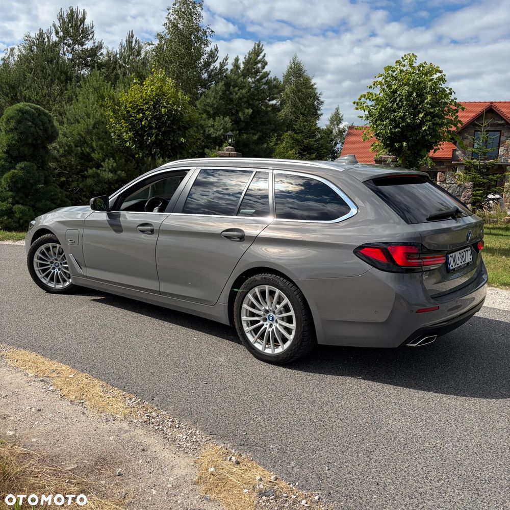 BMW Seria 5 520e Luxury Line - 16