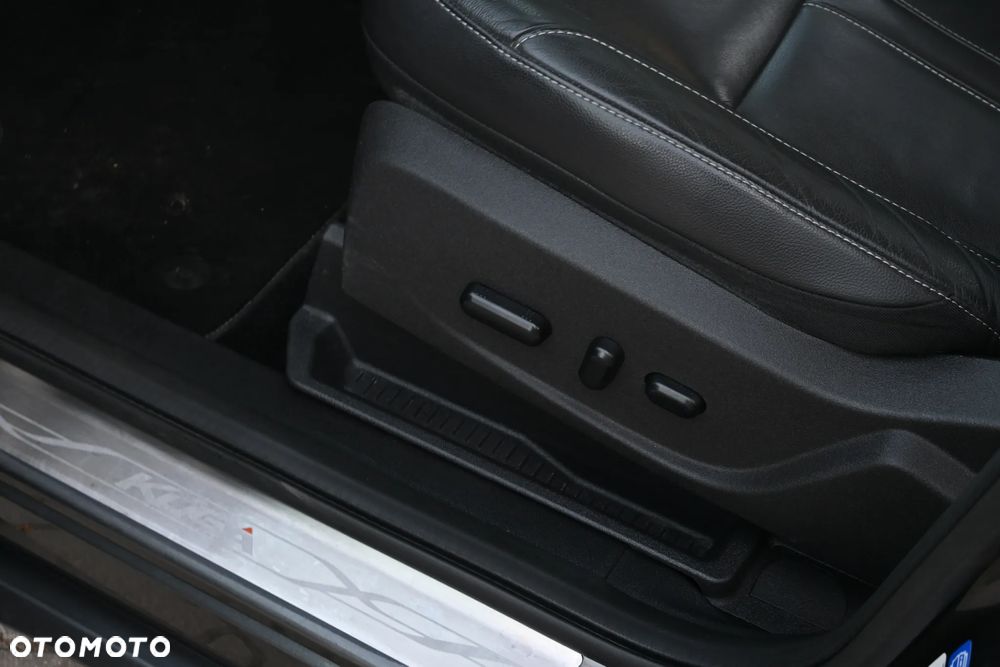 Ford Kuga 2.0 TDCi 4x4 Individual - 37