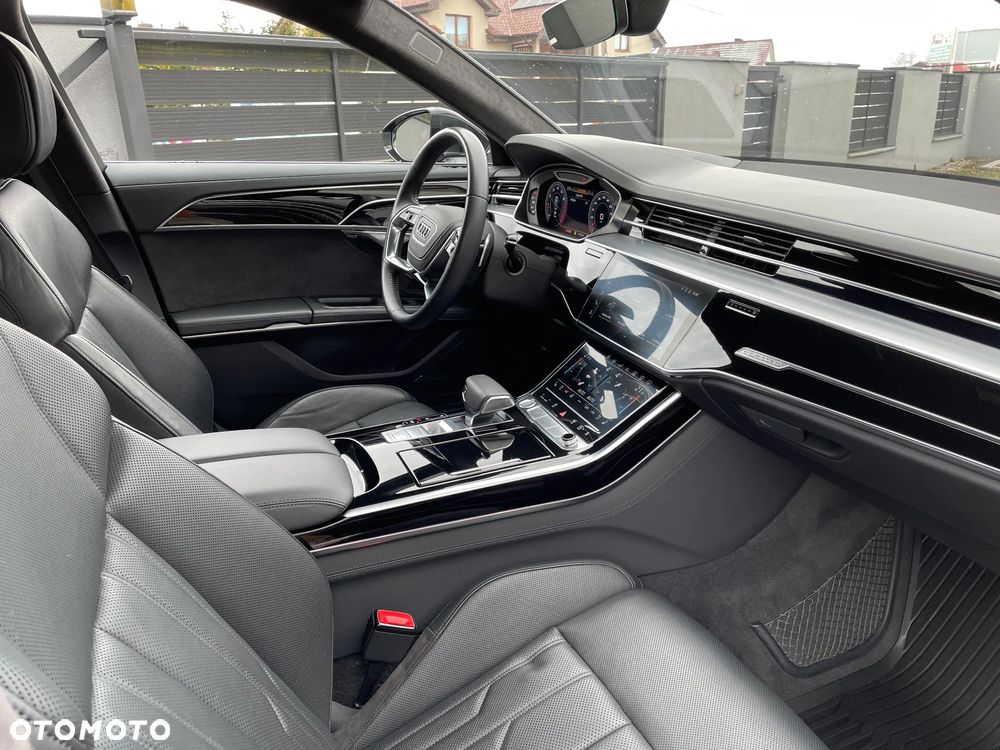 Audi A8 55 TFSI quattro tiptronic - 14