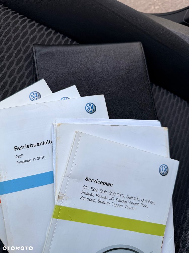 Volkswagen Golf - 21