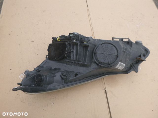 LAMPA PRAWY PRZÓD PRAWA PRZEDNIA OPEL CORSA D 06-11 - 15