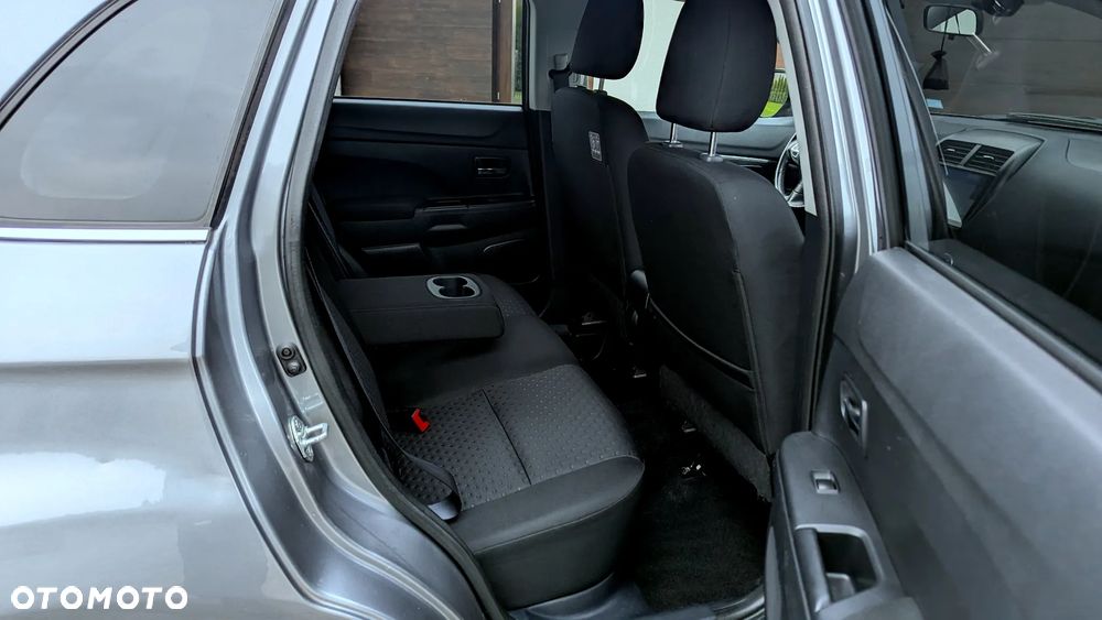 Mitsubishi ASX 1.6 Instyle NAVI AS&G - 10