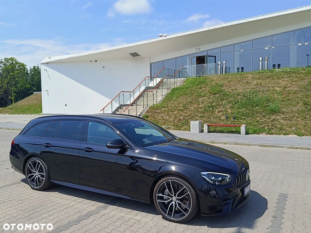 Mercedes-Benz Klasa E AMG 53 4-Matic+ - 5
