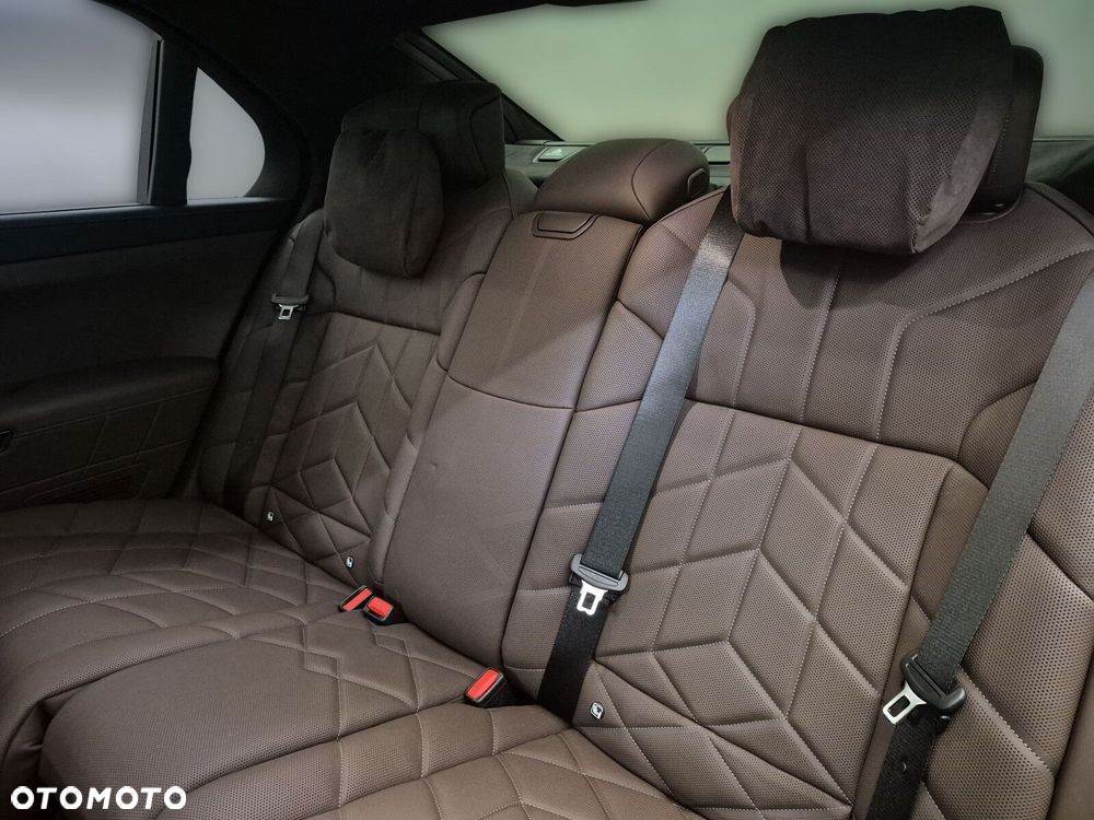BMW Seria 7 740d xDrive mHEV M Sport sport - 18