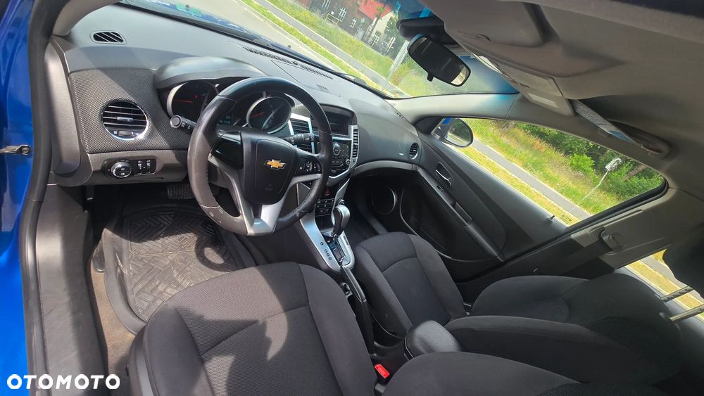 Chevrolet Cruze 1.6 LT+ - 11