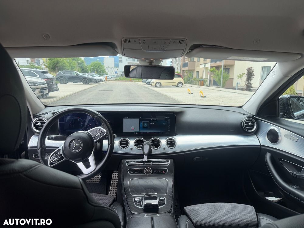 Mercedes-Benz E - 4