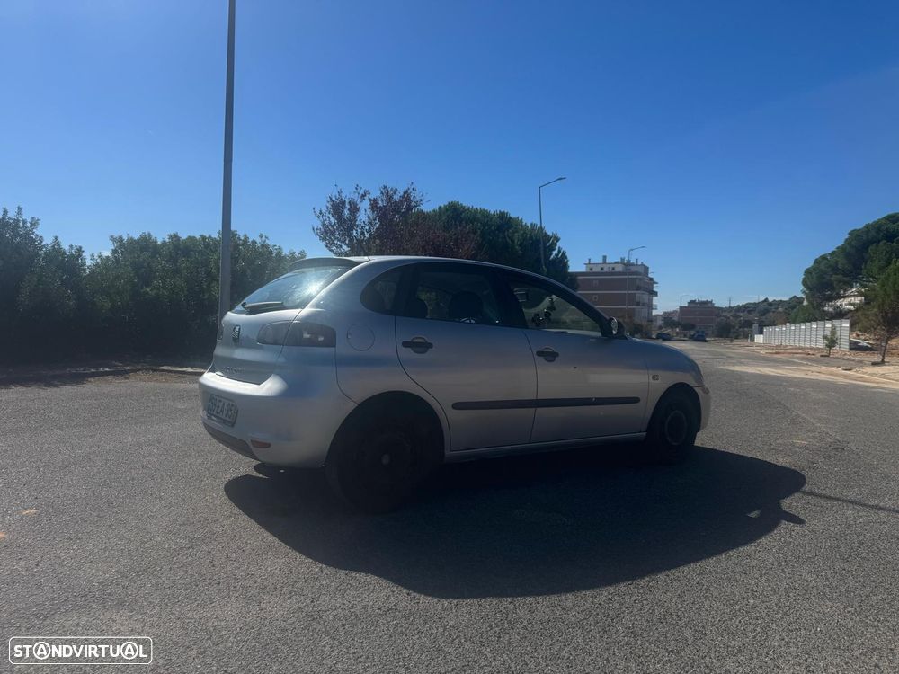 SEAT Ibiza - 4