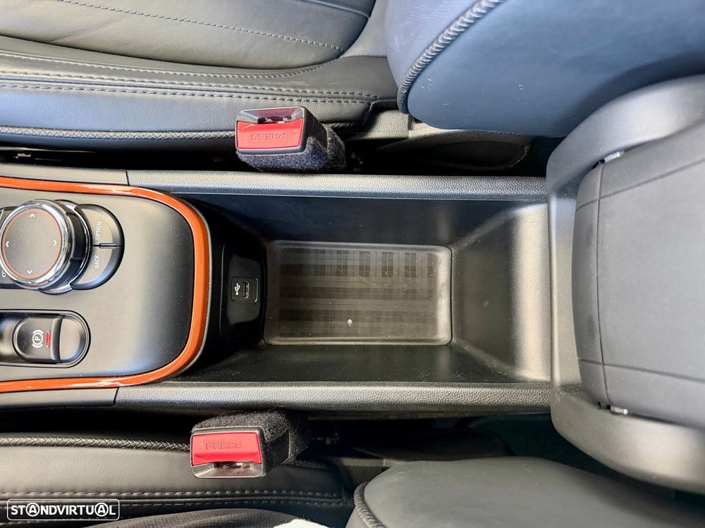 MINI Countryman Cooper SD ALL4 Yours Auto - 42