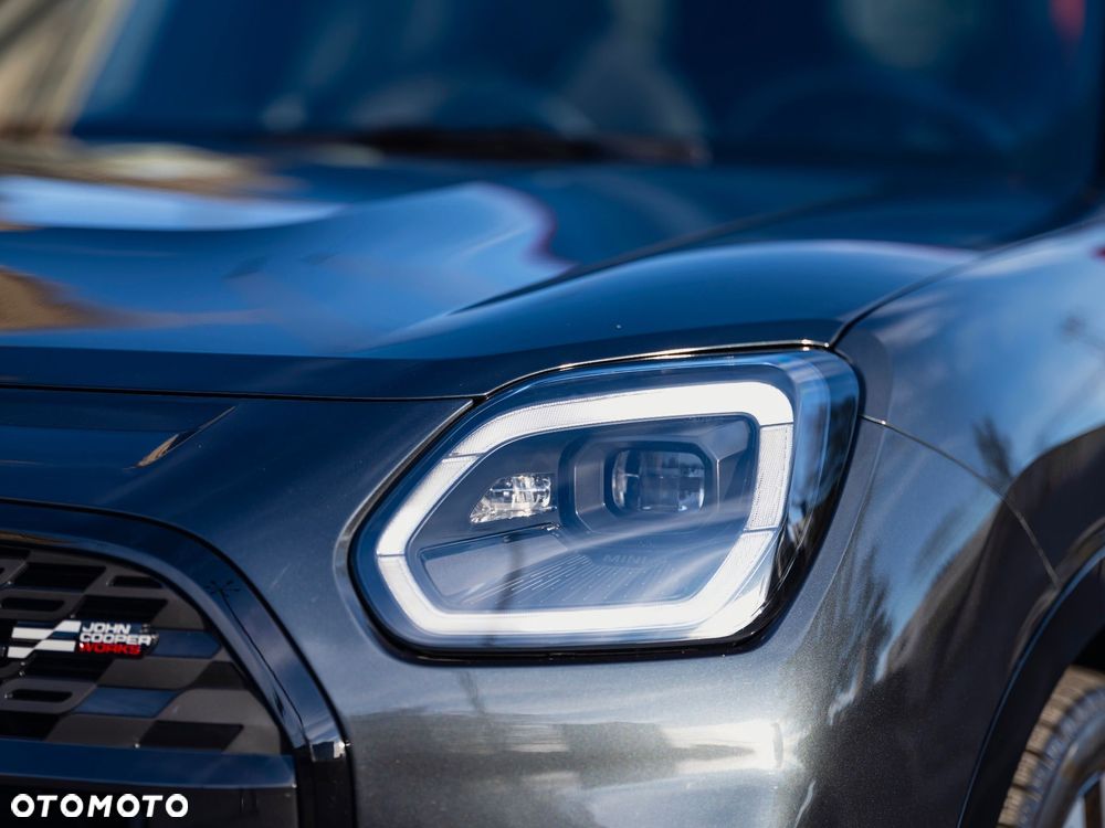 MINI John Cooper Works - 4