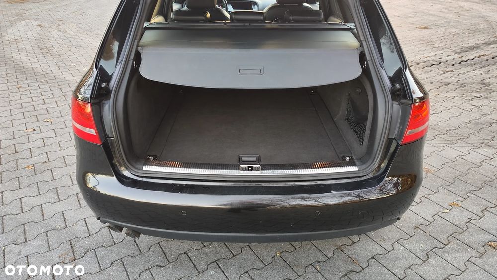 Audi A4 Avant 2.0 TDI DPF S line Sportpaket (plus) - 8