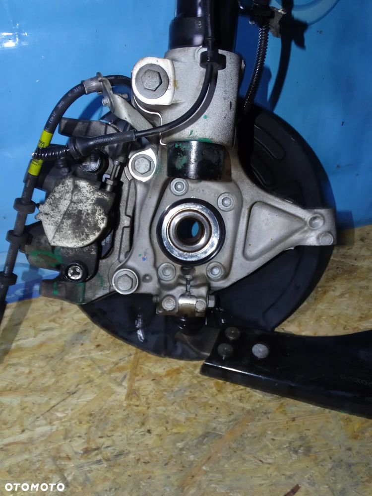 ZAWIESZENIE PRAWE VOLVO C40,XC40 32246336 E400V - 3