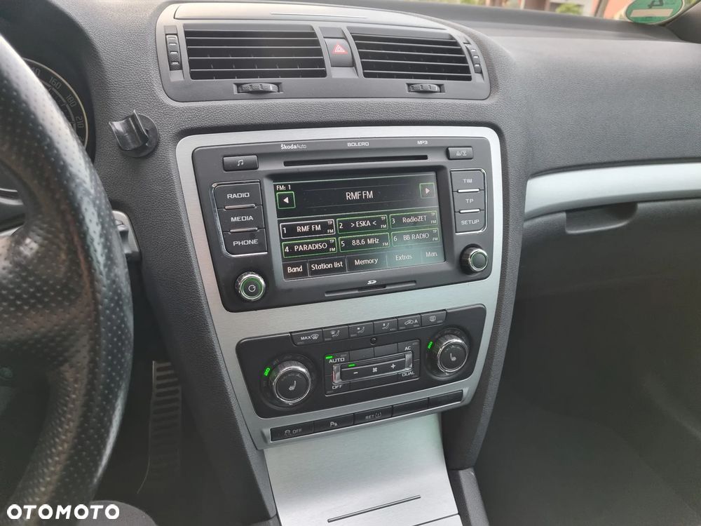 Skoda Octavia 2.0 TDI DPF RS - 13