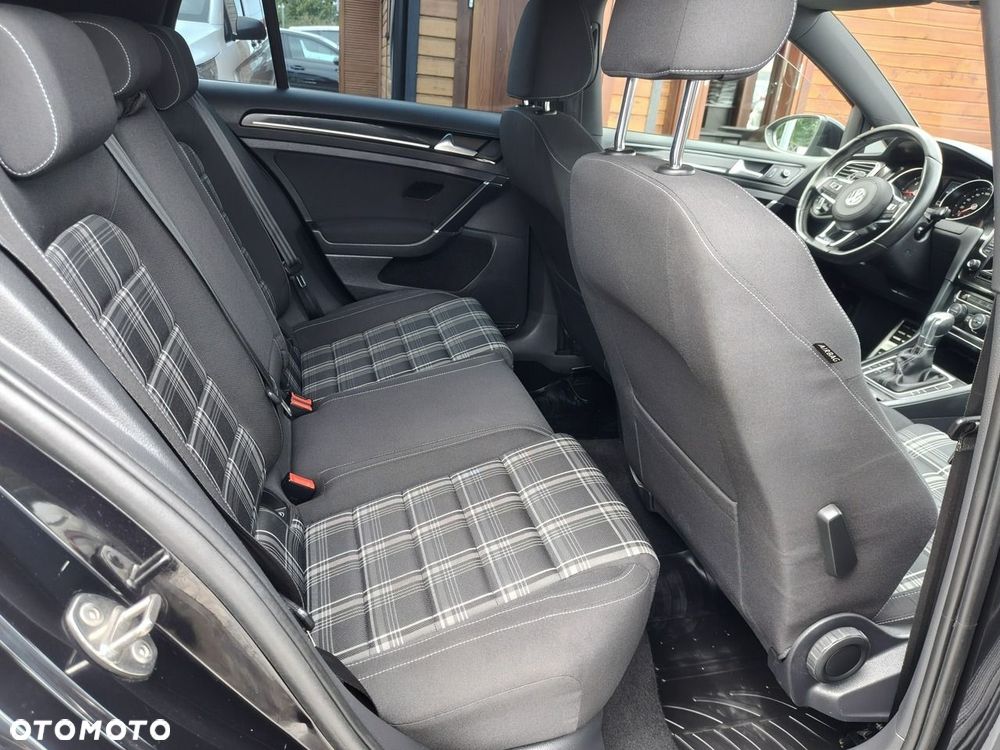 Volkswagen Golf GTD (BlueMotion Technology) DSG - 26