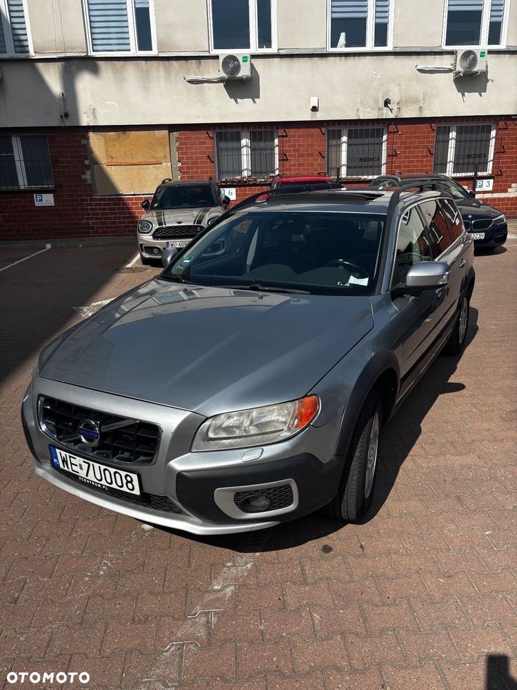 Volvo XC 70 - 1