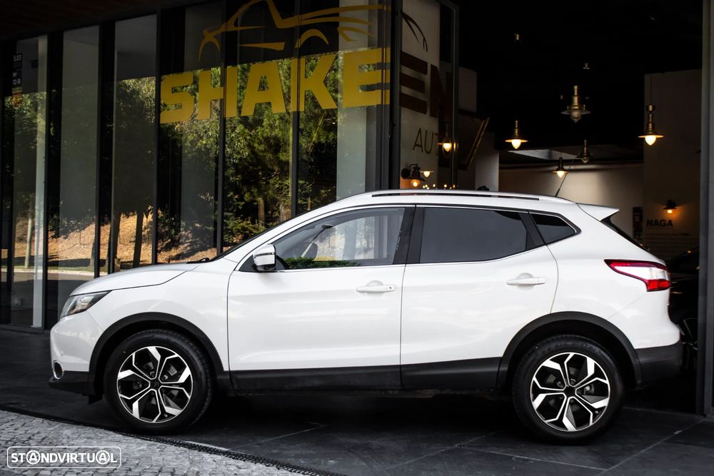Nissan Qashqai 1.2 DIG-T Xtronic N-Connecta - 2
