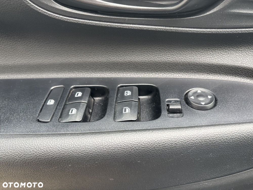 Hyundai i20 1.2 Modern - 24