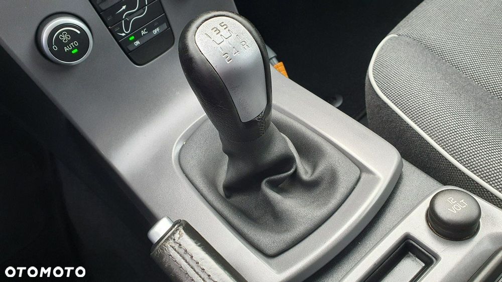 Volvo C30 1.8 Kinetic - 27