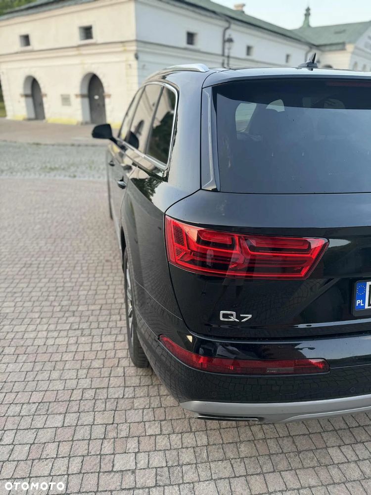 Audi Q7 - 13