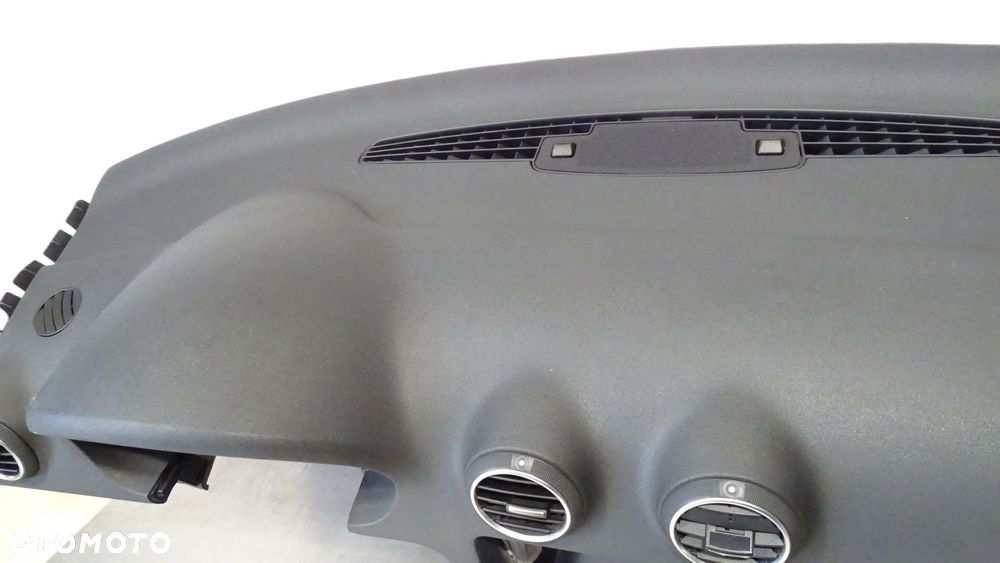 DESKA ROZDZIELCZA AUDI A3 8P 2.0TDI - 3