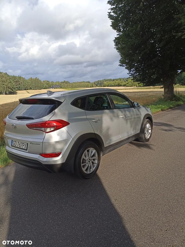 Hyundai Tucson 1.7 CRDI BlueDrive Comfort 2WD - 2