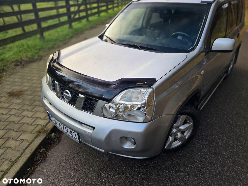 Nissan X-Trail 2.0 dCi 4x4 DPF Platinum - 36