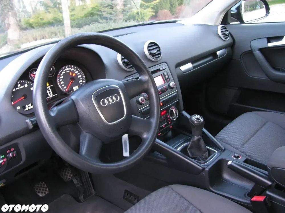 Audi A3 Sportback 1.6 Ambition - 10