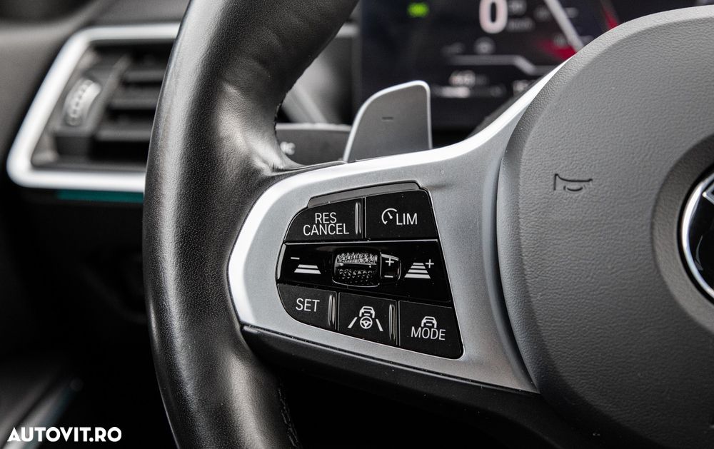 BMW Seria 3 320d xDrive AT MHEV - 26