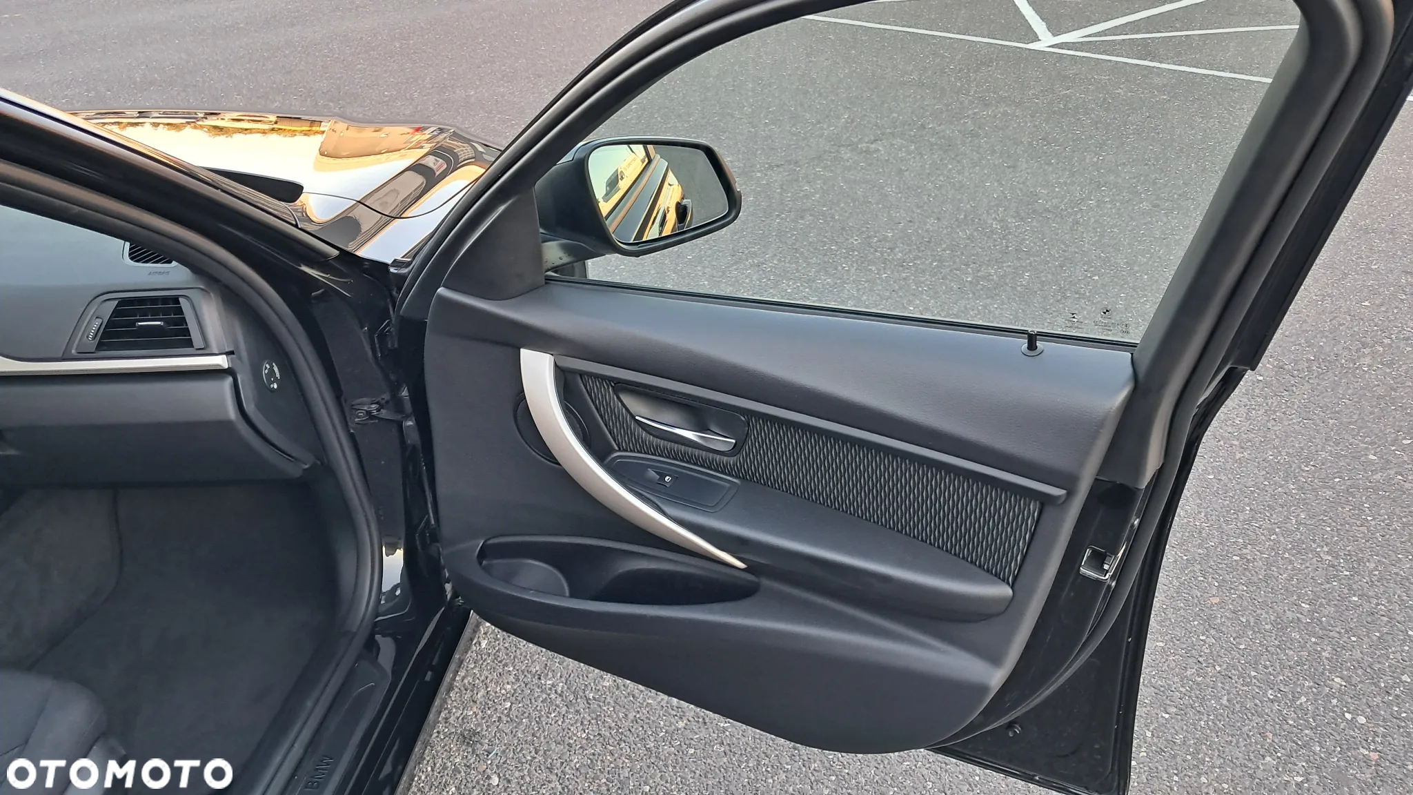 BMW Seria 3 316i M Sport - 9