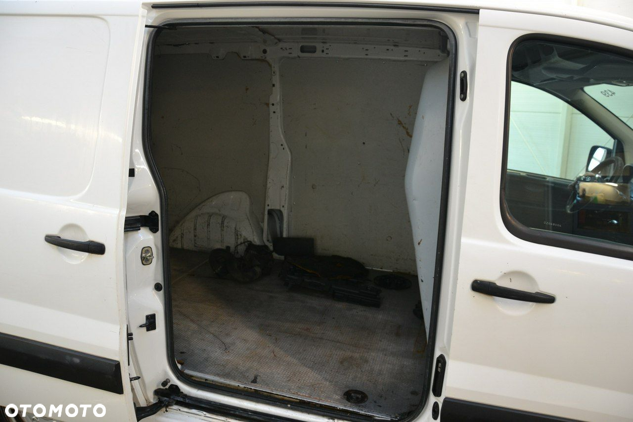 Toyota ProAce - 24