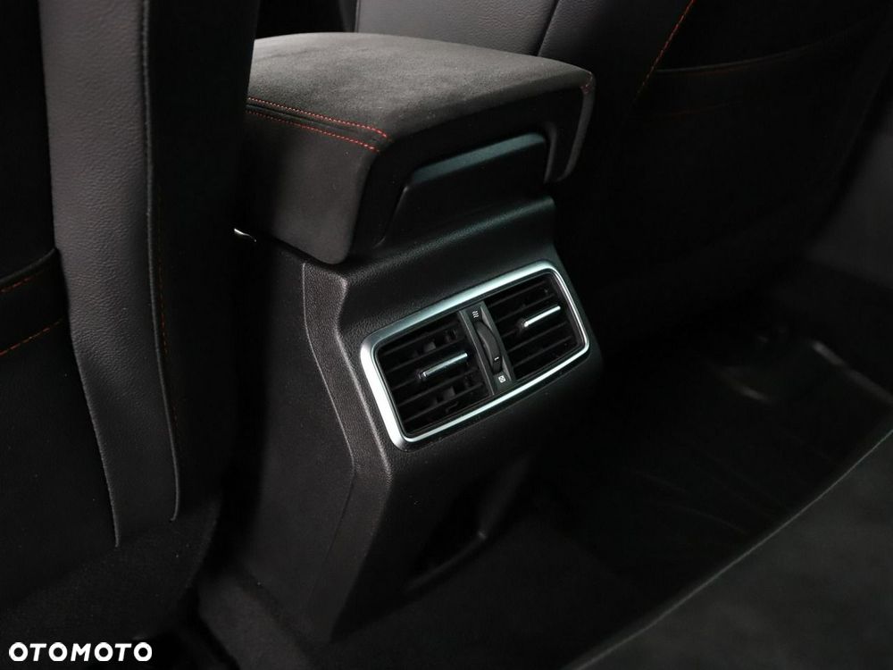 Renault Megane 1.8 TCe R.S EDC - 38