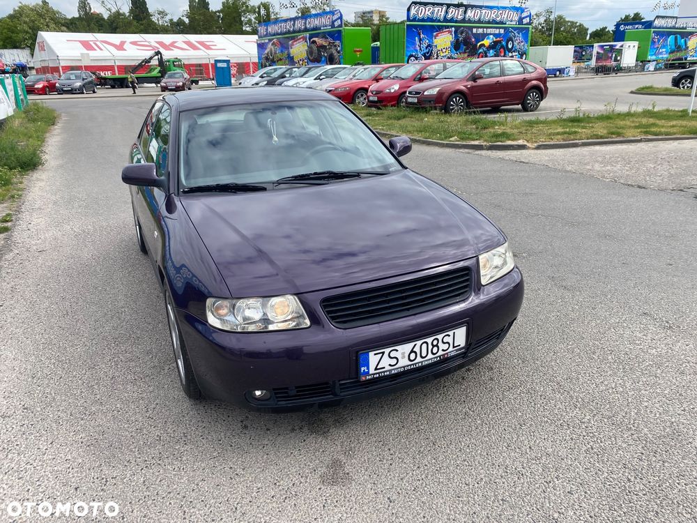 Audi A3 Sportback 1.8 Ambiente - 5