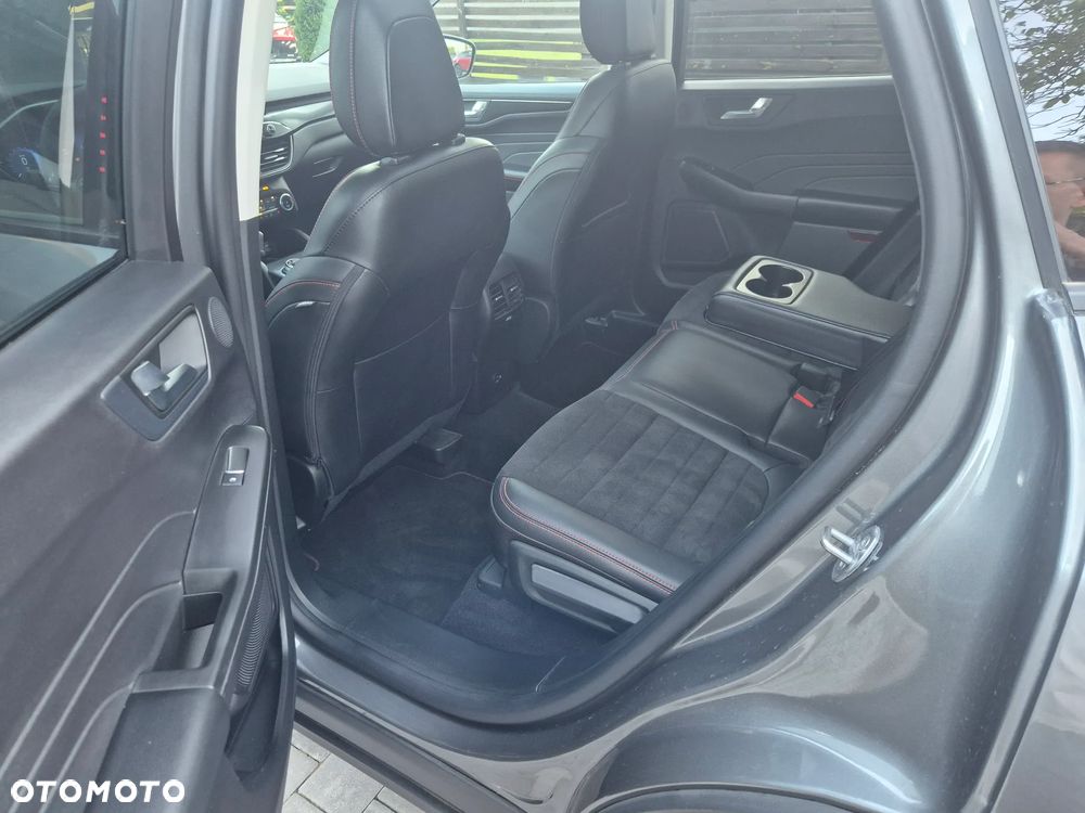 Ford Escape - 10