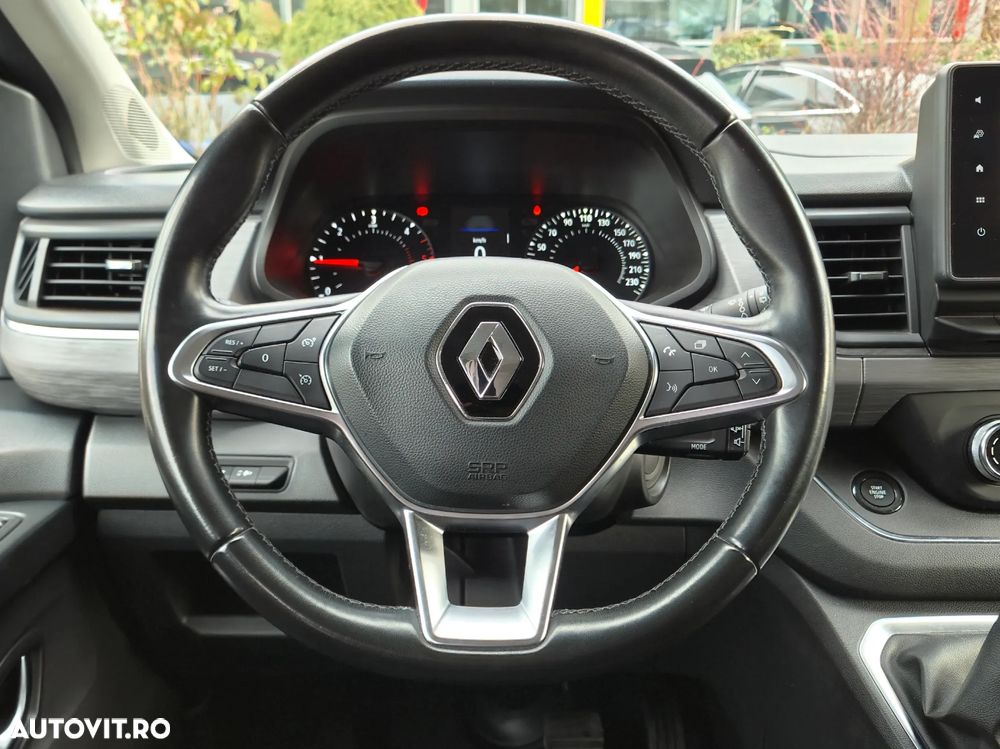 Renault Trafic 2.0 Blue dCi 170 EDC S&S L2 7+1 SpaceClass - 17