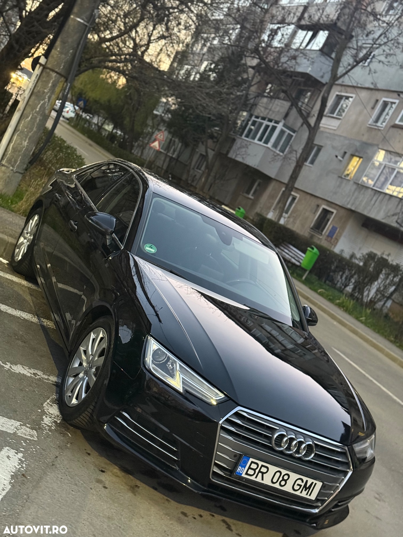 Audi A4 2.0 TDI S tronic Sport - 13
