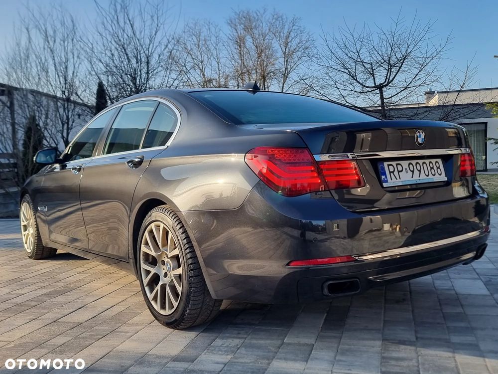 BMW Seria 7 750d xDrive - 5