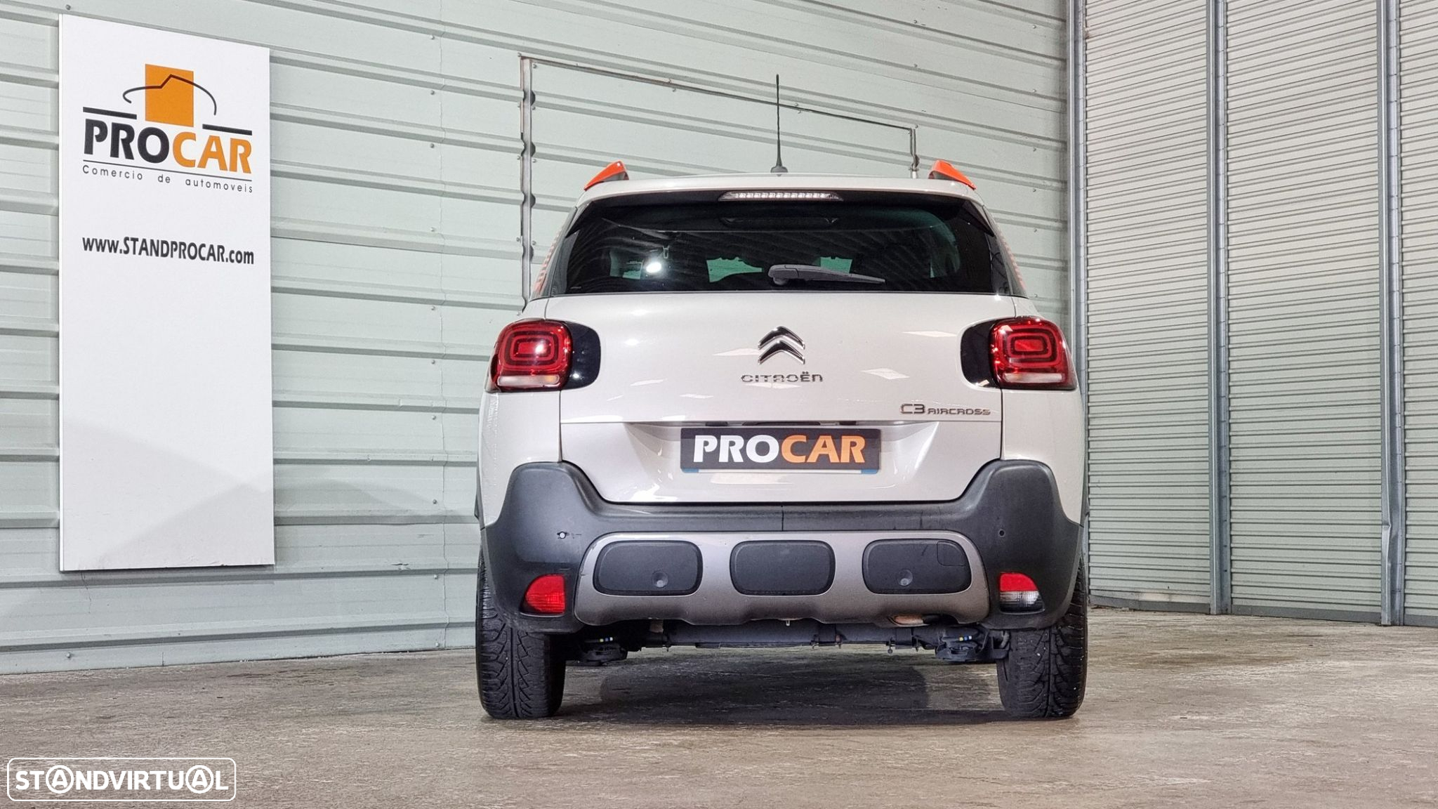 Citroën C3 Aircross 1.2 PureTech Live - 24