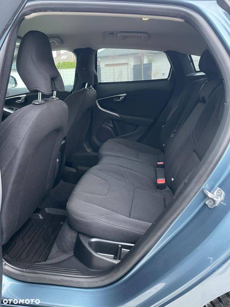 Volvo V40 D2 Summum - 15