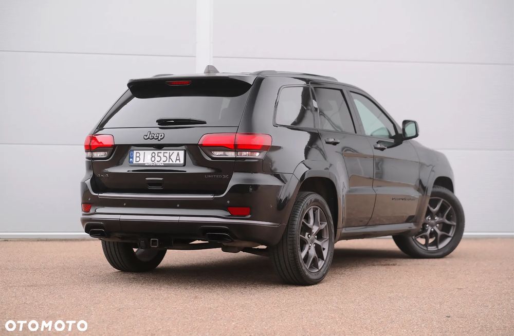 Jeep Grand Cherokee - 15