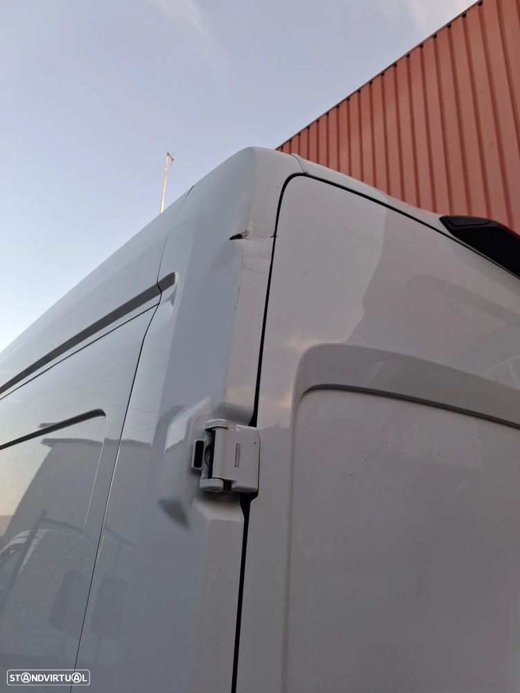 Ford Transit - 12